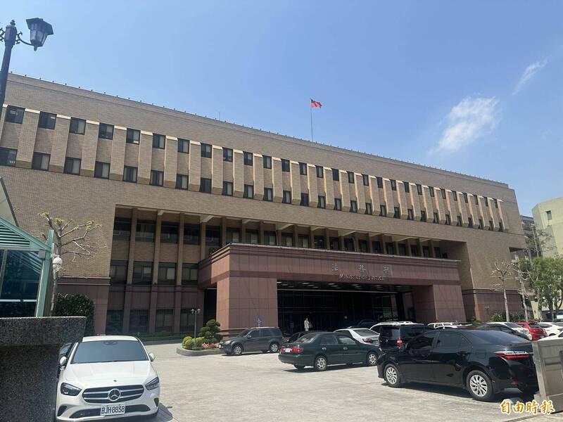 法务部矫正署现已修法,保外就医受刑人需接受科技查访,且返监时间将缩短。(记者吴升儒摄) 法务部矫正署现已修法,保外就医受刑人需接受科技查访,且返监时间将缩短。(记者吴升儒摄)