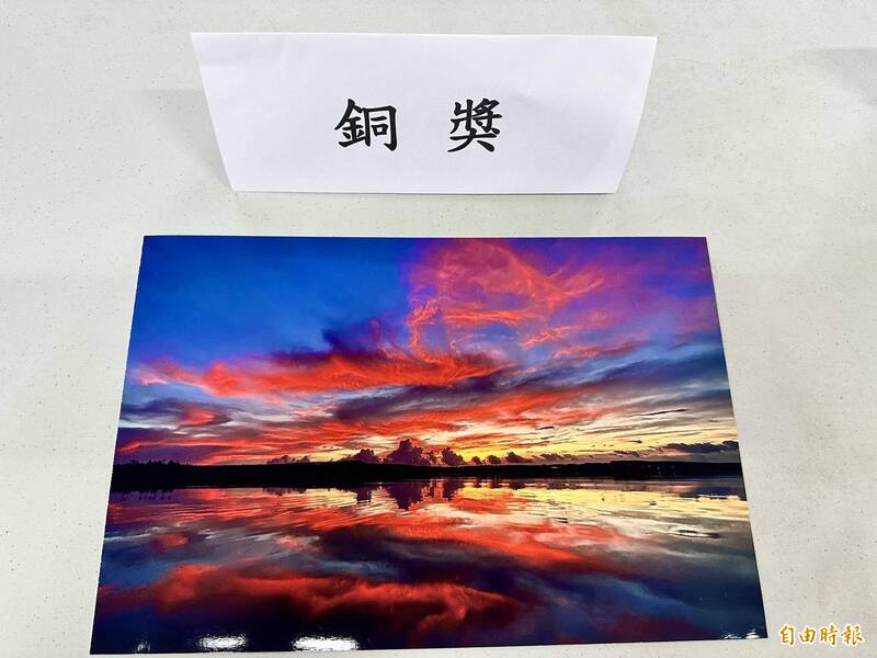 銅獎夏清明《夕陽餘暉》。（記者蔡宗憲攝）