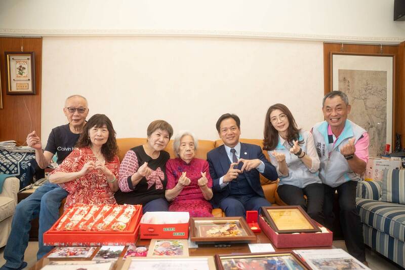 竹市百歲人瑞羅書惠打麻將防失智開心樂活健康呷百二