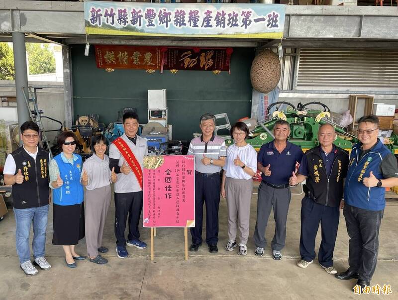 新豐青農劉政雨不畏濱海風大 奪台灣稻米達人全國前十