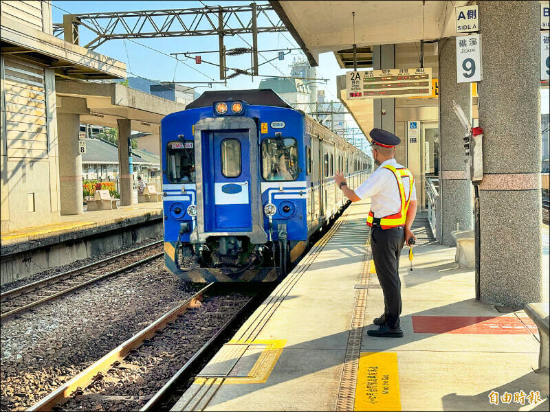 東部海域規模5.3地震 台鐵部分路段降速慢行