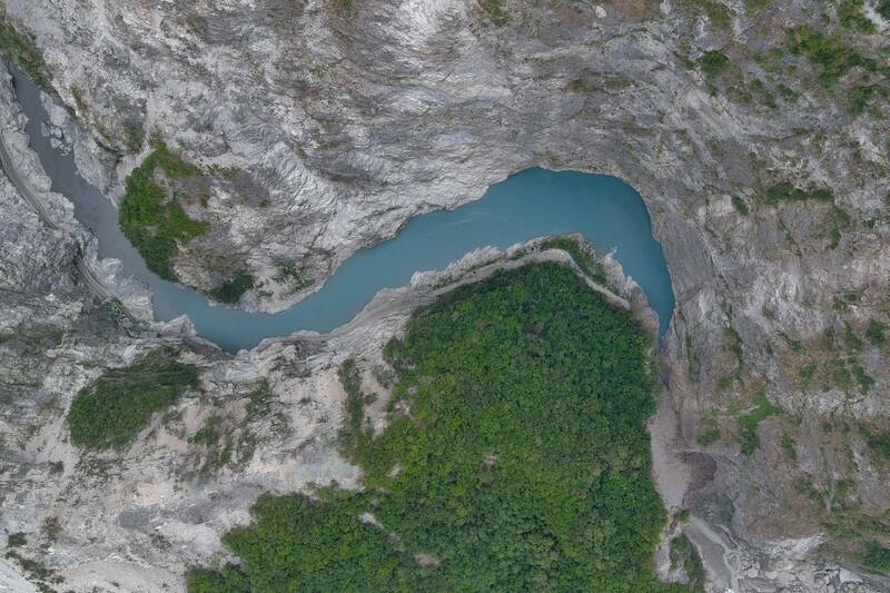 堰塞湖降挖「燕子口能、馬太鞍不能」？林保署揭無法相提並論原因