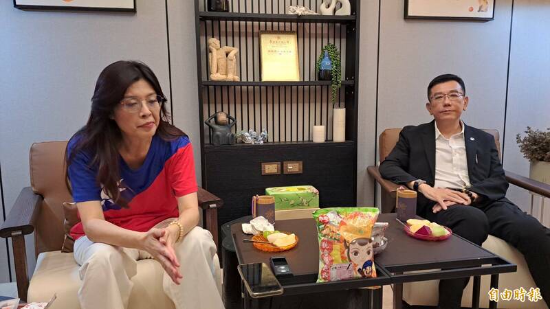 國民黨主席選舉 鄭麗文竹市得票過半 黨部人士憂國民黨走向紅統路線