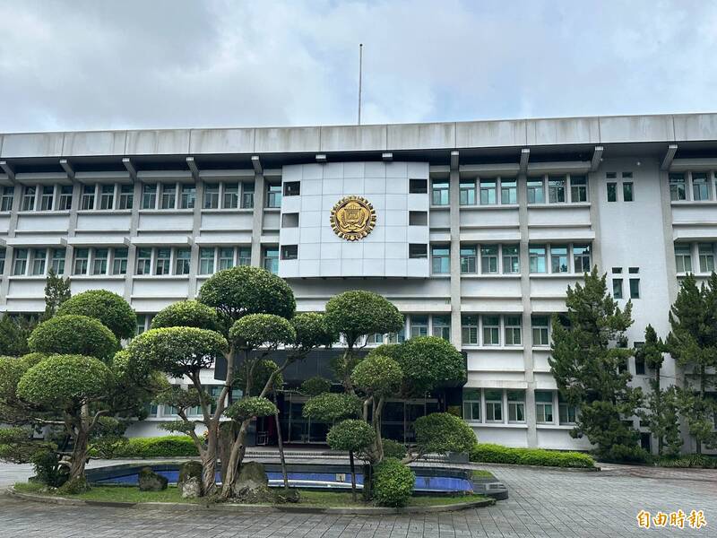 侦办的检调人员表示,该案均依法侦办,无扰民情形。(记者吴升儒摄) 侦办的检调人员表示,该案均依法侦办,无扰民情形。(记者吴升儒摄)