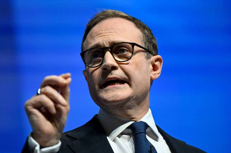 英国保守党议员图根哈特(见图)与克恩斯19日联名致函首相施凯尔,要求将中国与俄罗斯和伊朗并列,纳入「外国影响力登记计划」的「加强管控」等级,并制裁与国会共谍案有关的中方官员。(法新社档案照) 英国保守党议员图根哈特(见图)与克恩斯19日联名致函首相施凯尔,要求将中国与俄罗斯和伊朗并列,纳入「外国影响力登记计划」的「加强管控」等级,并制裁与国会共谍案有关的中方官员。(法新社档案照)