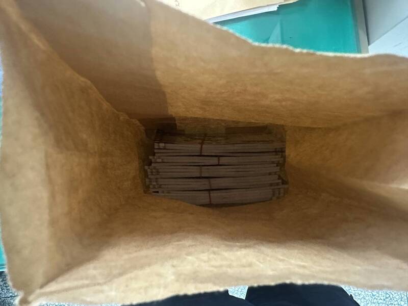 假權狀奪財60萬！靈骨塔變詐骨塔  車手貪婪翻袋數鈔瞬間遭逮