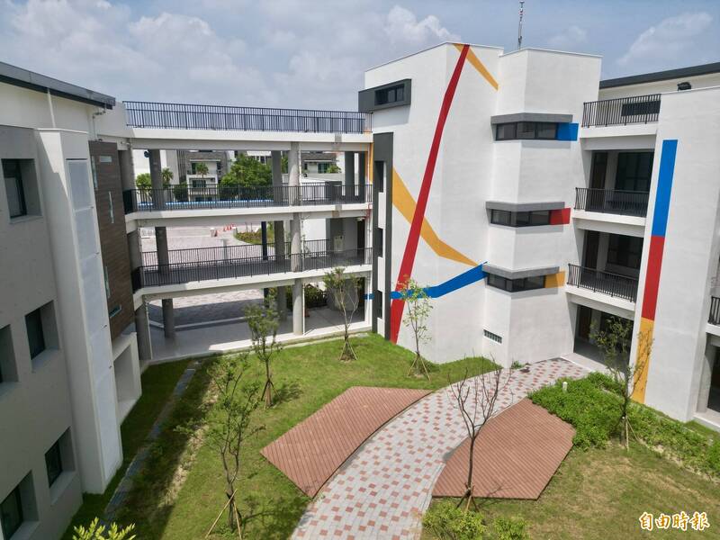 斥資5.7億 台南善化蓮潭國中小2期校舍落成啟用