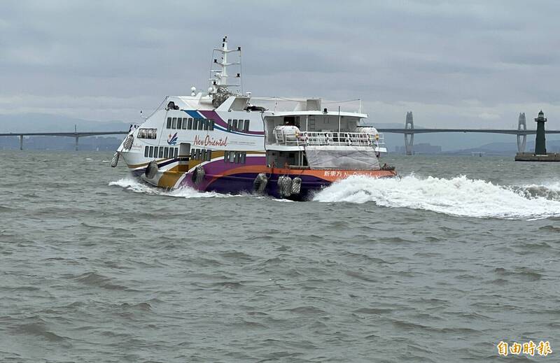 金門小三通4.5小時疏運逾5500人次 港務處：10/22全天停航