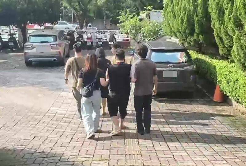 台中大里今年8月发生民众家中至少存放1267万现金和珠宝保险箱被偷走，杨姓、罗姓窃嫌依侵入住宅窃盗罪，分别判处3年4月、3年徒刑。（记者陈建志翻摄）