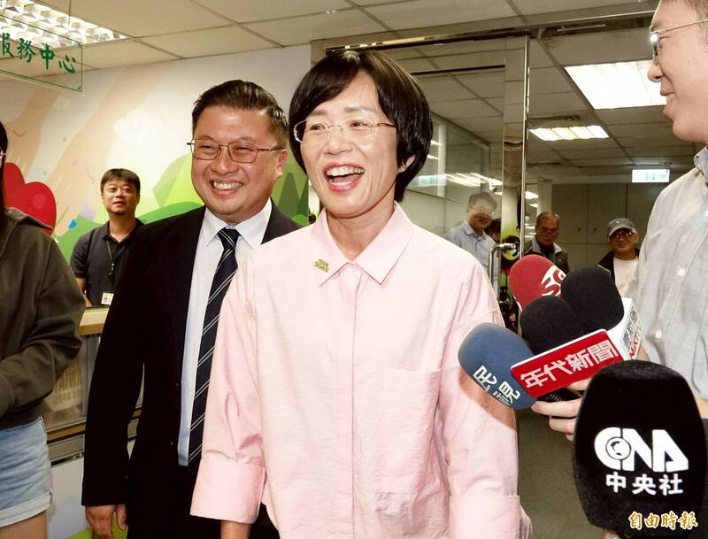 參戰2026!蘇巧慧親遞戰帖選新北市長 有信心讓新北更會衝