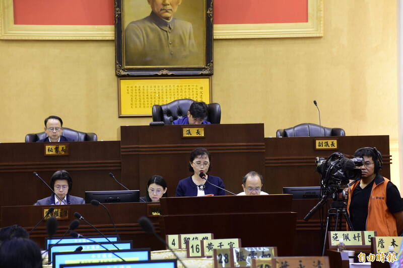 彰縣歲出預算明年飆上700億 王惠美任內債務降剩40億、每人負擔3000元