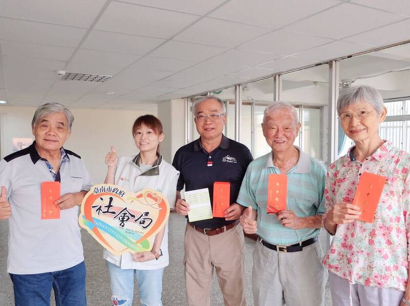台南重陽禮金加碼300元 今天發放37萬多人受惠