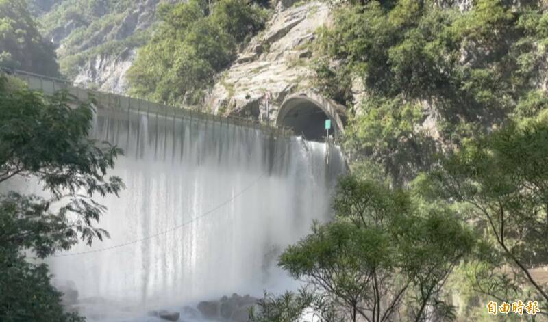 中橫不通! 花蓮秀林鄉10/24部分地區停班停課