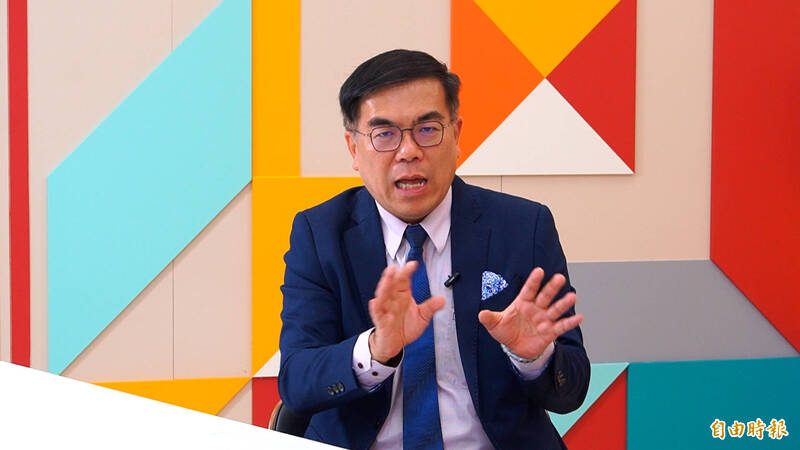 水面型光電板擬環評 彭啓明：規模門檻以科學證據研議