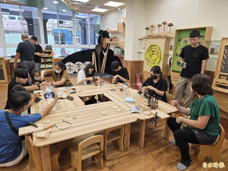 南台灣推廣永續林業、木材應用新據點 林保署屏東分署「木育館」開幕