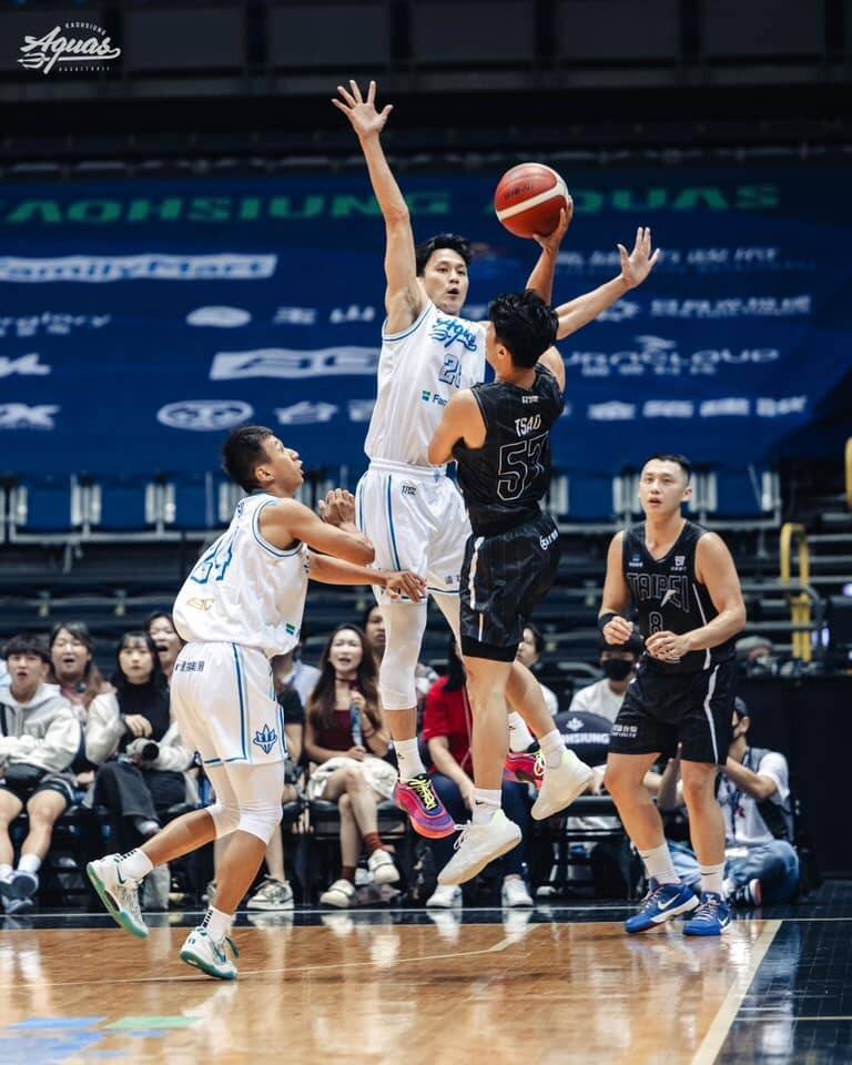 高雄學生50元看球賽大專生也適用 職籃、職排新賽季開放預約