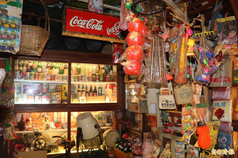 循炸蚵嗲香氣入店 古早味台灣商品蒐藏達人陳孟熙開箱心肝寶貝