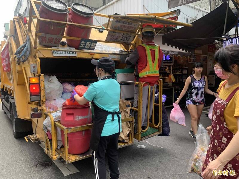 全國暫停使用廚餘養豬 環境部:要瀝水別亂丟