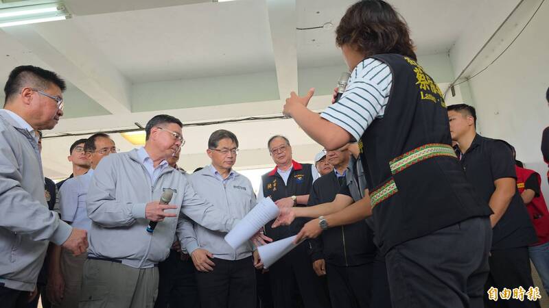 要求卓揆規劃永久安置屋 花縣府秘書長遭原民議員打臉