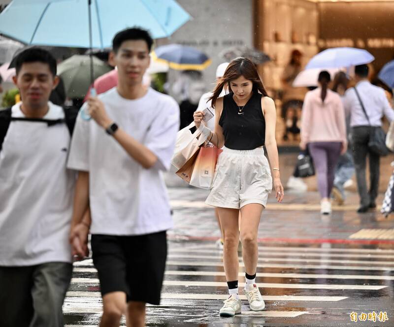 週日北部整天濕涼  南北溫差大出遊留意