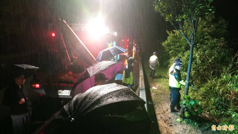 搜救人员进行第二波搜救。（资料照）