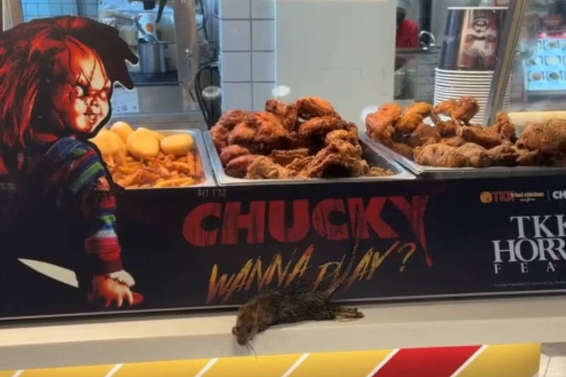 台北車站頂呱呱驚現「老鼠」躺恰吉炸雞櫃旁 官方回應了