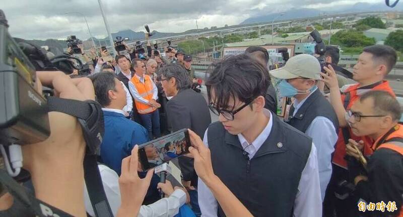 卓揆視察五股交流道改善工程 陳明義不滿沒被通知出席和吳秉叡爆口角
