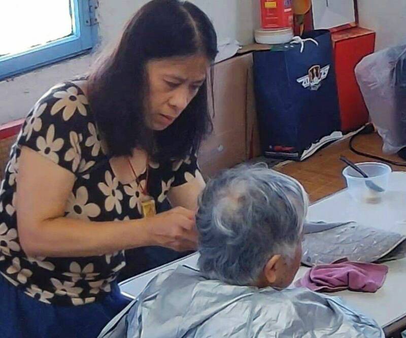 澎湖榮服處副處長林玉彩 榮獲今年全國孝行獎楷模