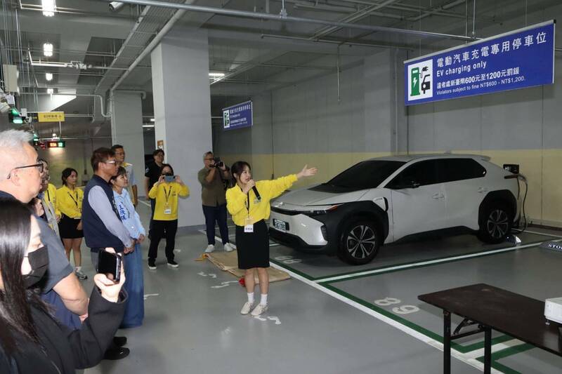 台北市科技大樓地下停車場免費試營運 11/16起收費