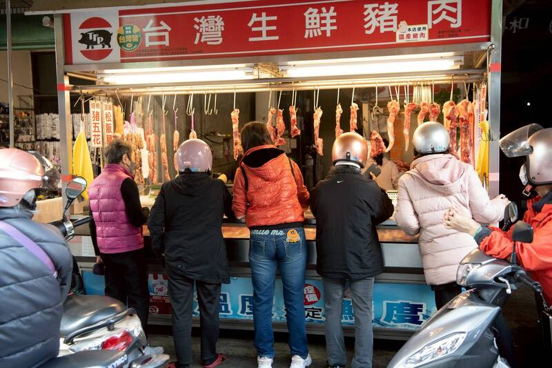 非洲豬瘟疫情衝擊產業 嘉市減收市場豬肉攤使用費