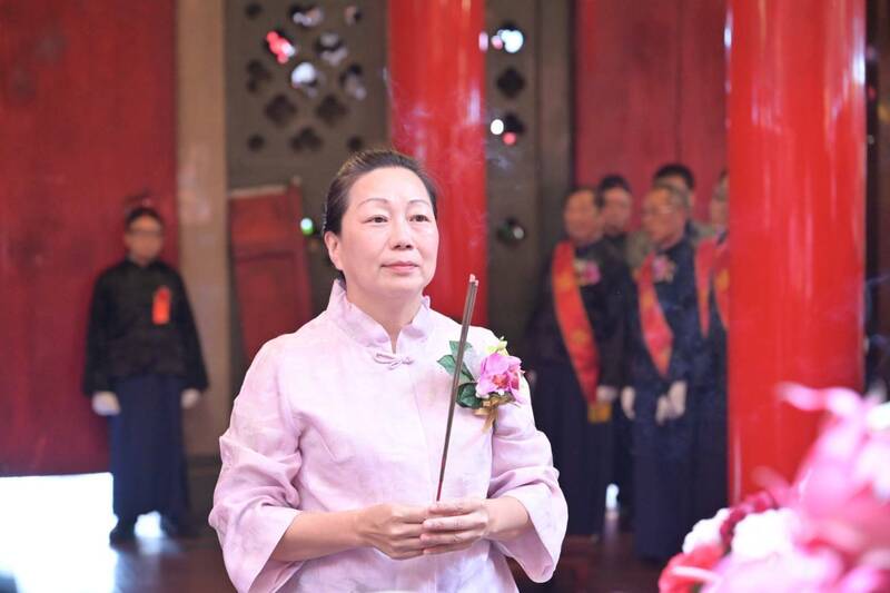 立霧溪堰塞湖潰流、徐榛蔚在台北拜拜？ 縣府這樣回應了