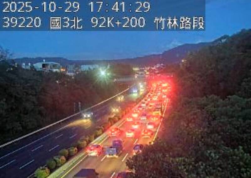 6車連環追撞!國3竹林路段回堵逾7公里