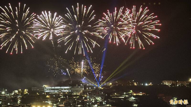 基隆跨年煙火徵人日薪4300元? 文觀局:騙人的