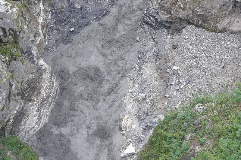 燕子口堰塞湖今午潰決 中橫天祥至太魯閣傍晚5點開放通行