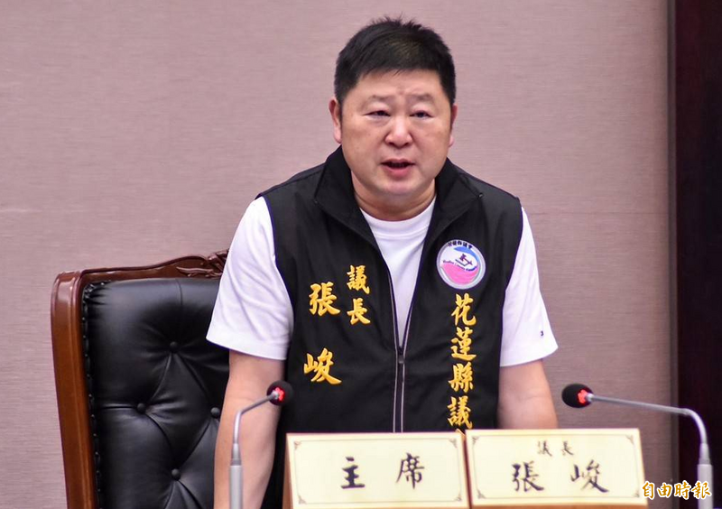 張峻狠酸徐榛蔚。（資料照）