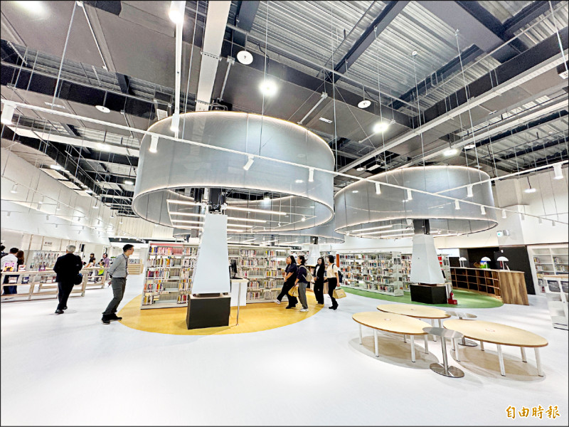桃市圖青埔智慧科技分館 啟用