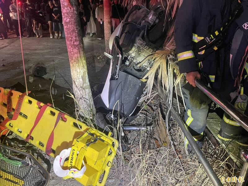 台中19歲女大生自撞噴飛墜6米邊坡 全身擦挫傷送醫