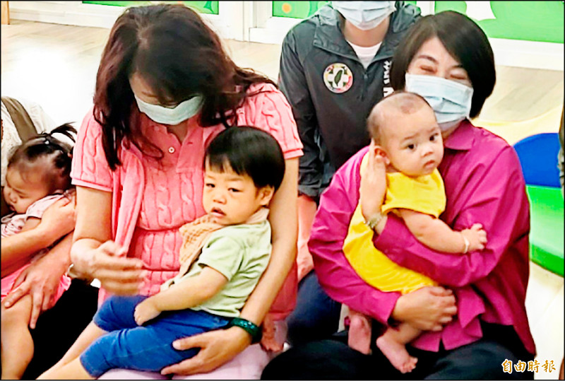 屏東嬰幼兒營養補助金 明年增為2.4萬