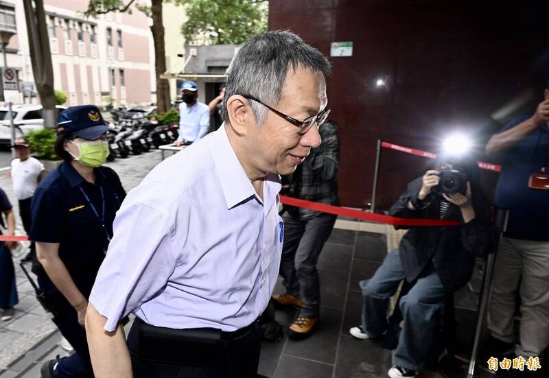 台北地院审理前台北市长柯文哲等人涉京华城容积等弊案。（记者罗沛德摄）