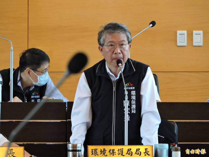 台中環保局長陳宏益表示,現在遇到緊急的事,他希望能做的更好。(記者蘇金鳳攝) 台中環保局長陳宏益表示,現在遇到緊急的事,他希望能做的更好。(記者蘇金鳳攝)