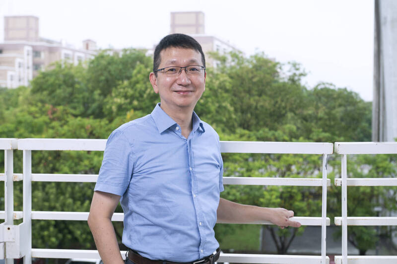 成大周明奇、胡潛濱、李玉郎 獲教育部國家最高學術榮譽