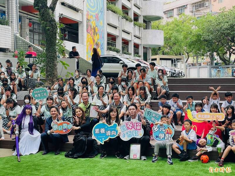 閒置泥濘地變自學廣場 議員呂家愷推動育林國中、小共享空間啟用