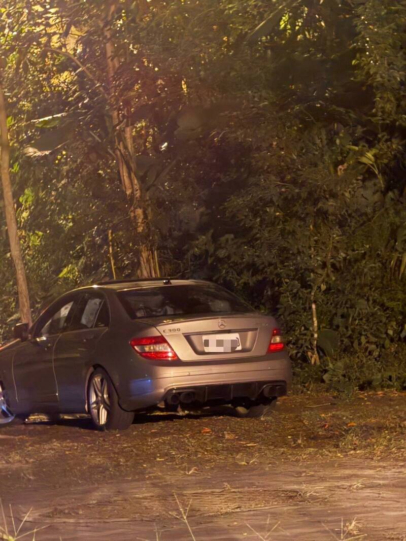 警方在新竹找到林嫌弃置的车辆。（记者王冠仁翻摄）