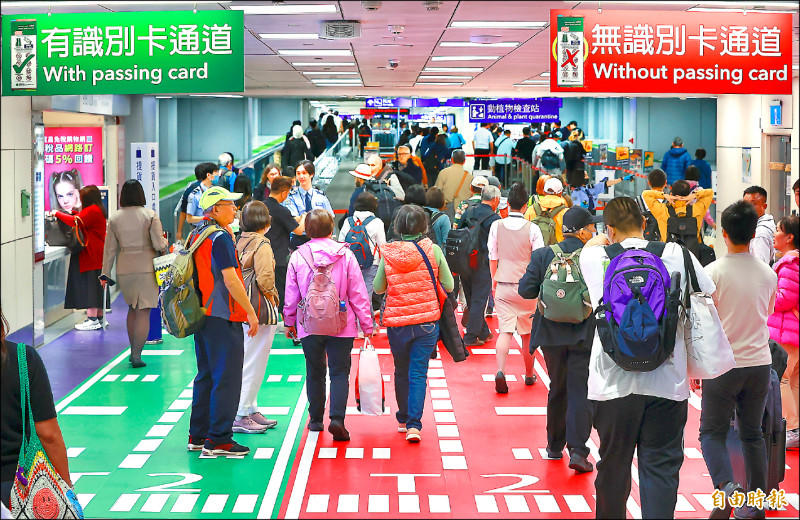 非洲豬瘟》研議取消免檢疫通道 入境全都查