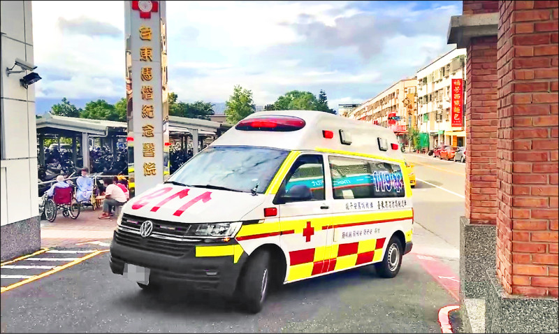 台東救護車限速100 議員促放寬