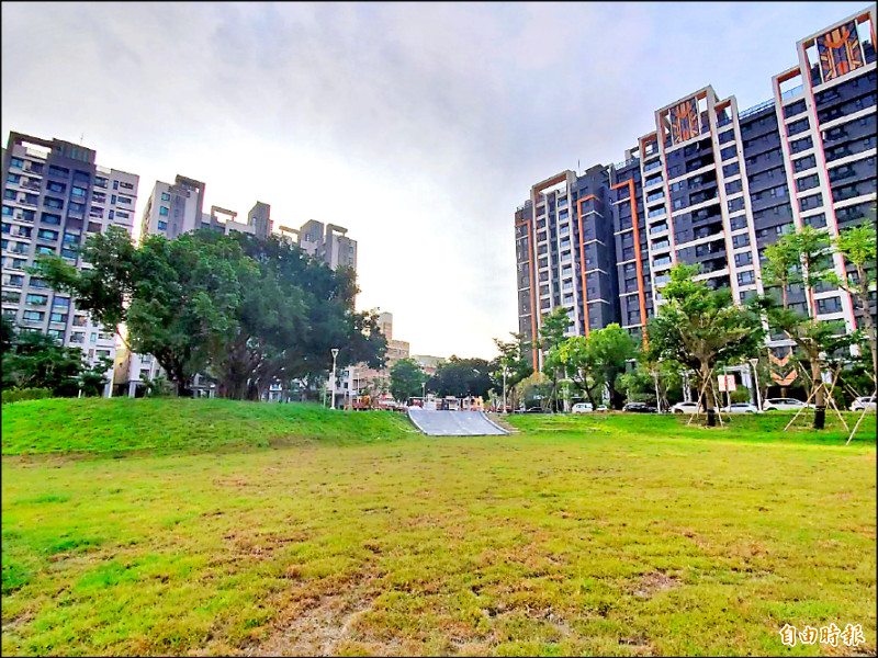 高雄正義滯洪池下月完工 步道好休閒