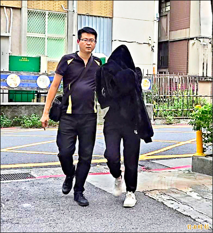 全台最大黃牛 夫聲押妻交保