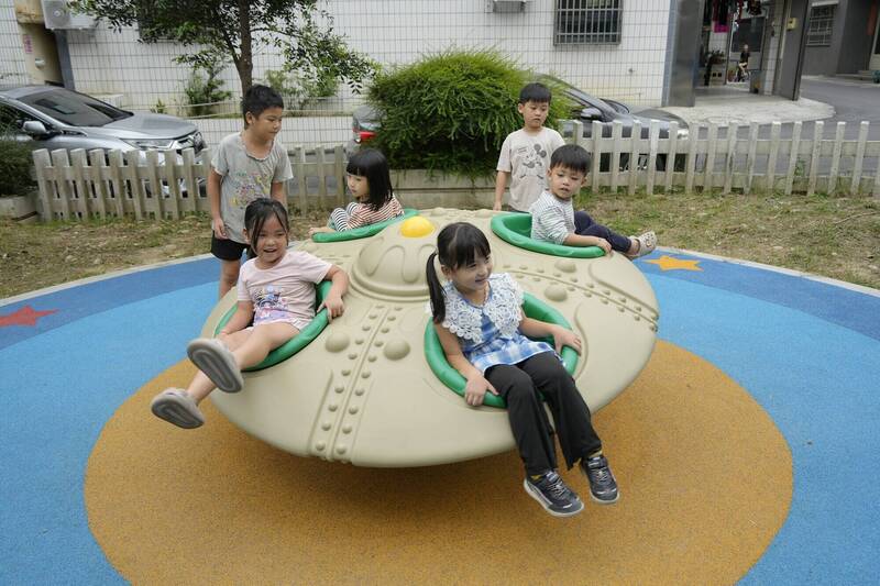 南投市3座親子公園啟用 讓家門口就是兒童遊樂場