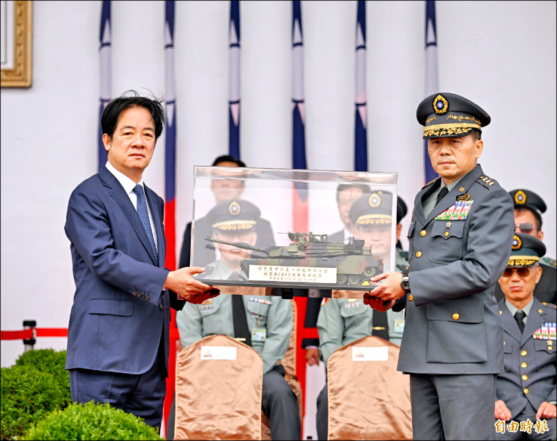 賴總統主持典禮 地表最強 戰車M1A2T成軍