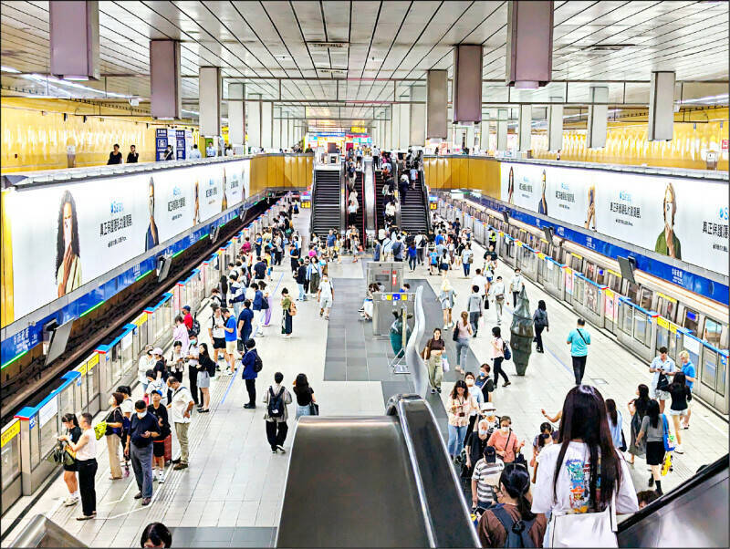 萬聖節變裝鬼怪妝容欲進捷運站 民眾被拒載不滿